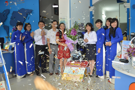 Đi du lịch trúng thưởng xe máy ảnh 1
